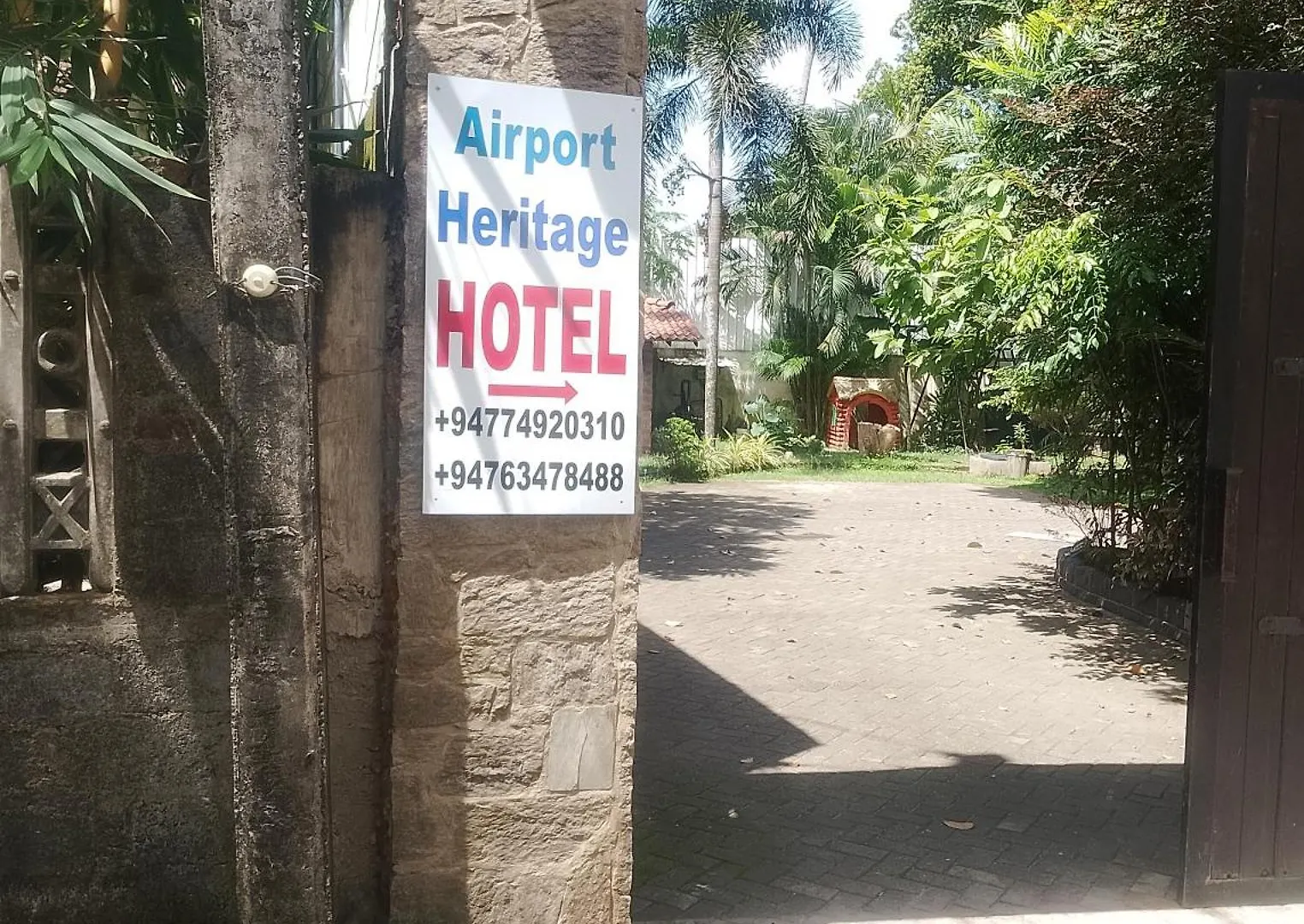 Airport Heritage Kaduwela Hotel